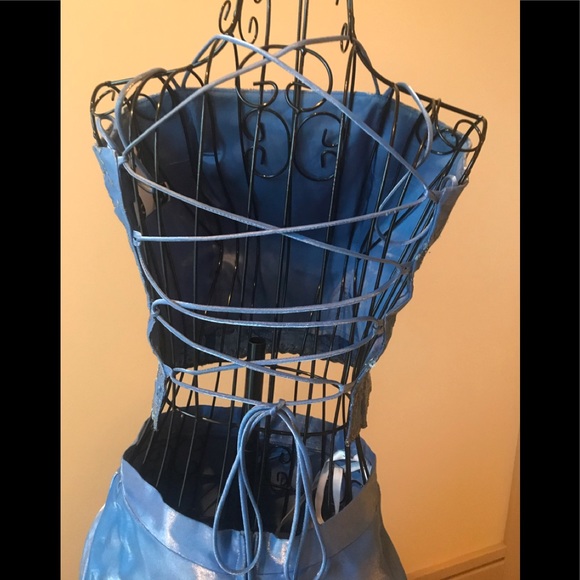 Roberta crop top and skirt - Picture 3 of 6